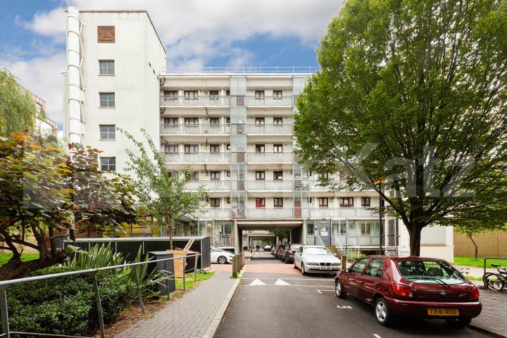 perfect for student sharers and young professionals looking to be central  Birkenhead Street, Kings Cross